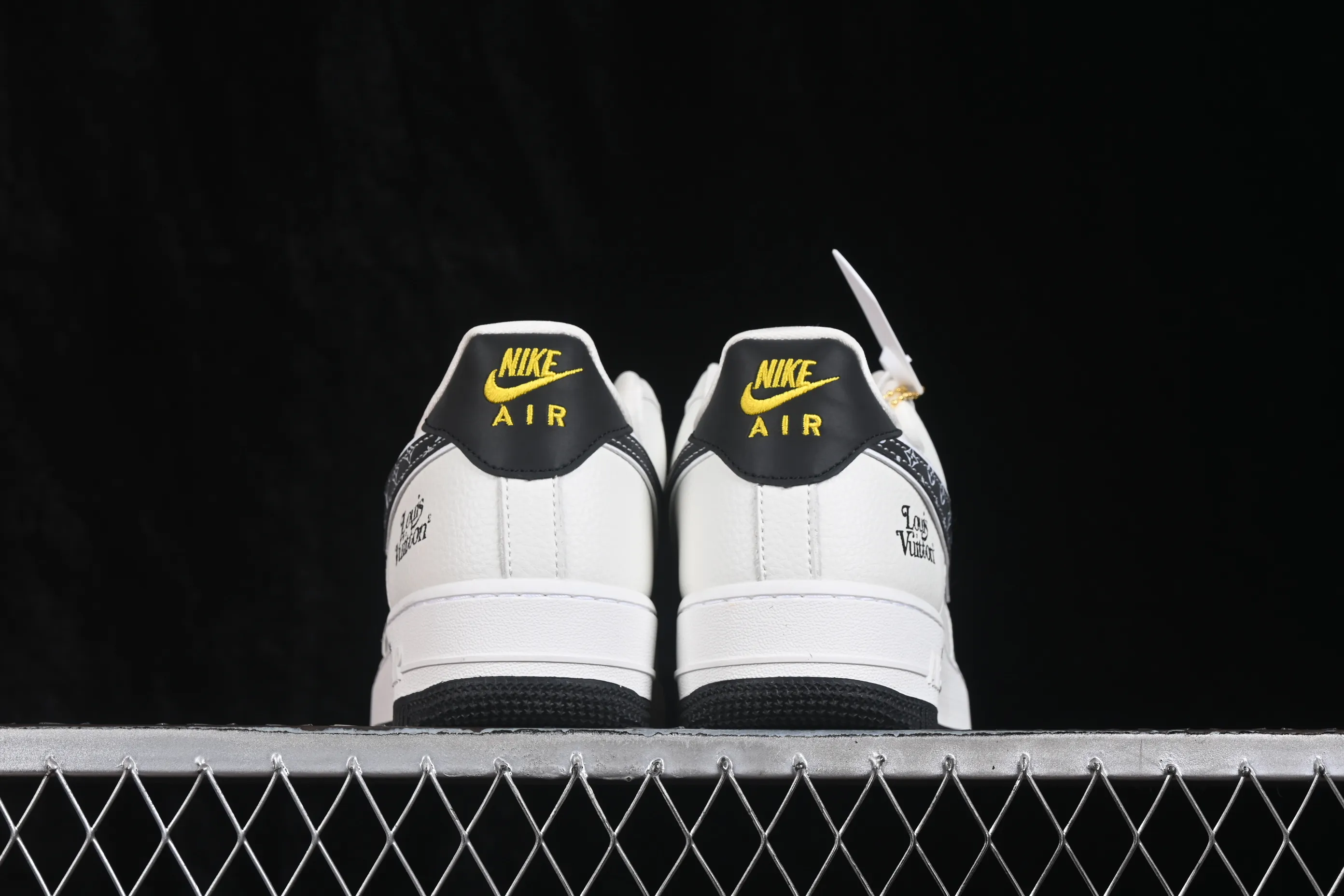All categories Nk Air Force 1 Air Force series Nk Air Force 1 Low Air Force low-top Nike Air Force 1'07 Low joint model Air Force 1 low-top casual sneakers WY0655-104